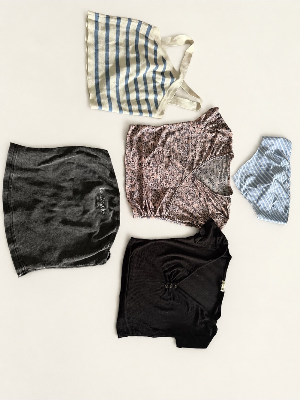 Bundle of 5 Women’s Tops Size Small – SHEIN & BOZZOLO